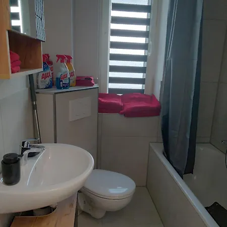 Modernes Im Stadtzentrum Apartment