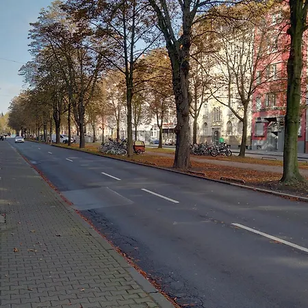 Modernes Im Stadtzentrum Lägenhet *