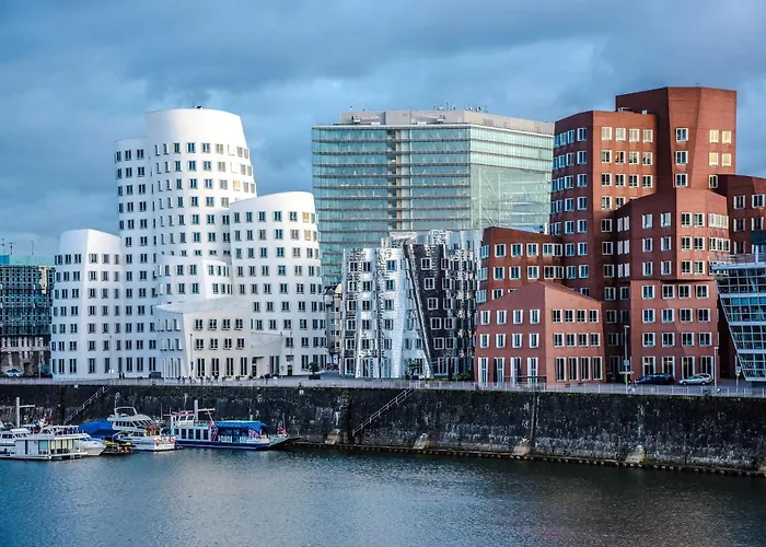 Modernes Im Stadtzentrum * Düsseldorf